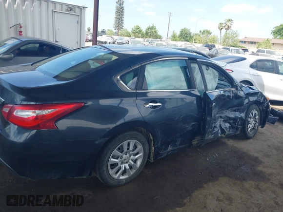 2016 Nissan Altima SR z VIN 1N4AL3AP0GC216597, wystawiony jako IAAI lot #41987929 z przebiegiem 191 736 mil mil oraz . Historia ofert i sprzedaży dostępna na DreamBid. Obrazek 14.
