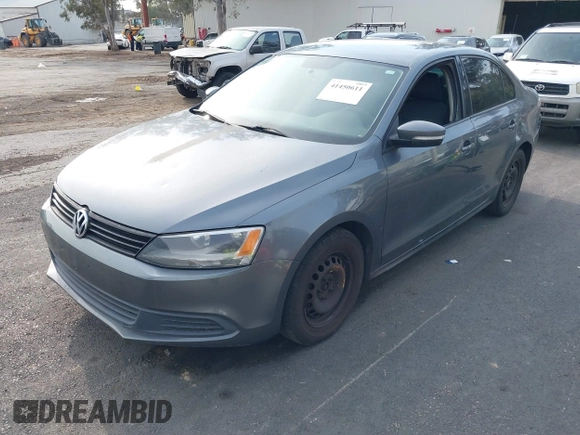 2012 Volkswagen Jetta SE with VIN 3VWDP7AJ8CM330366, listed as a IAAI auction lot 41450611 with 256,079 mi miles and . Bid and sale history available at DreamBid. Image 2.