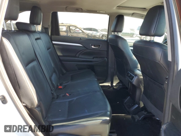 2017 Toyota Highlander XLE with VIN 5TDJZRFHXHS417209, listed as a Copart auction lot 64847585 with 46,693 mi miles and Salvage title. Bid and sale history available at DreamBid. Image 11.