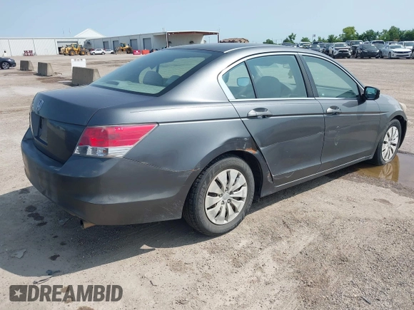 2010 Honda Accord LX z VIN 1HGCP2F34AA035384, wystawiony jako IAAI lot #42392005 z przebiegiem Nie podano mil oraz . Historia ofert i sprzedaży dostępna na DreamBid. Obrazek 4.