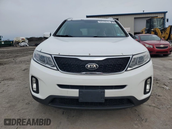 2014 Kia Sorento LX with VIN 5XYKTDA60EG518105, listed as a Copart auction lot 52570515 with 119,081 mi miles and Clean Title. Bid and sale history available at carsss.com. Image 5.