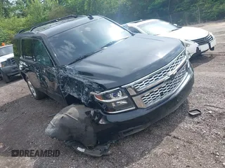 2015 Chevrolet Tahoe LT z VIN 1GNSCBKC1FR588473, wystawiony jako IAAI lot #42139324 z przebiegiem 158 293 mil mil oraz . Historia ofert i sprzedaży dostępna na DreamBid. Obrazek 1.