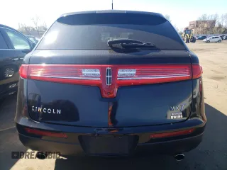 2019 Lincoln MKT with VIN 2LMHJ5NK0KBL02980, listed as a Copart auction lot 53423215 with 191,835 mi miles and Salvage Title. Bid and sale history available at DreamBid. Image 6.