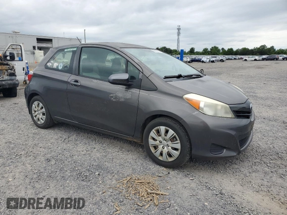 2012 Toyota Yaris L z VIN JTDJTUD3XCD512501, wystawiony jako Copart lot #56353845 z przebiegiem 148 907 mil mil oraz Czysty tytuł • Clean title. Historia ofert i sprzedaży dostępna na DreamBid. Obrazek 4.