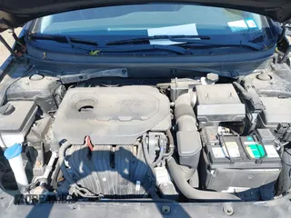 2019 Hyundai Sonata SE z VIN 5NPE24AF5KH758089, wystawiony jako IAAI lot #42412549 z przebiegiem 62 368 mil mil oraz . Historia ofert i sprzedaży dostępna na DreamBid. Obrazek 10.