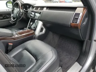 2020 Land Rover Range Rover z VIN SALGR2SU3LA587298, wystawiony jako Copart lot #50567405 z przebiegiem 13 645 mil mil oraz Szkody całkowita. Historia ofert i sprzedaży dostępna na DreamBid. Obrazek 13.