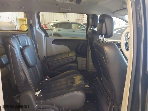 2012 Chrysler Town & Country Touring with VIN 2C4RC1BGXCR168494, listed as a IAAI auction lot 42046974 with 204,581 mi miles. Bid and sale history available at carsss.com. Image 8.