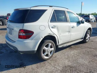 2008 Mercedes-Benz M 350 with VIN 4JGBB86E48A325840, listed as a IAAI auction lot 42199623 with 185,979 mi miles and . Bid and sale history available at DreamBid. Image 4.