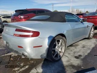 2008 Aston Martin Vantage z VIN SCFBF04B18GD08286, wystawiony jako Copart lot #42556915 z przebiegiem 24 881 mil mil oraz Szkoda całkowita • Salvage title. Historia ofert i sprzedaży dostępna na DreamBid. Obrazek 3.