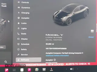 2022 Tesla Model Y Long Range z VIN 7SAYGDEE0NF508958, wystawiony jako IAAI lot #42191819 z przebiegiem 60 880 mil mil oraz . Historia ofert i sprzedaży dostępna na DreamBid. Obrazek 7.