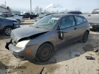 2007 Ford Focus S with VIN 1FAFP31N77W107271, listed as a Copart auction lot 42599705 with 175,692 mi miles and Clean Title. Bid and sale history available at carsss.com. Image 1.