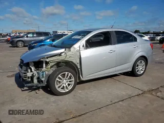 2014 Chevrolet Sonic LT z VIN 1G1JC5SH4E4222089, wystawiony jako Copart lot #60292345 z przebiegiem 97 130 mil mil oraz Szkoda całkowita • Salvage title. Historia ofert i sprzedaży dostępna na DreamBid. Obrazek 1.
