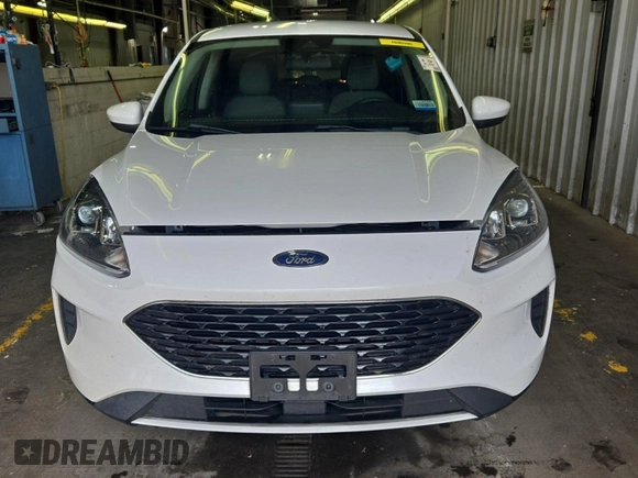 2020 Ford Escape SE with VIN 1FMCU9G68LUB25725, listed as a IAAI auction lot 42773960 with 91,597 mi miles and . Bid and sale history available at DreamBid. Image 39.