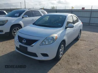 2014 Nissan Versa SV with VIN 3N1CN7AP5EL853686, listed as a IAAI auction lot 42058524 with 156,947 mi miles. Bid and sale history available at carsss.com. Image 2.