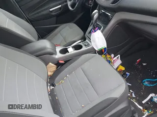 2014 Ford C-Max SE with VIN 1FADP5AU7EL504732, listed as a IAAI auction lot 41739282 with 60,801 mi miles. Bid and sale history available at carsss.com. Image 5.