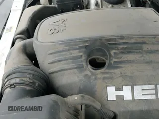 2015 Dodge Challenger R/T Plus с VIN 2C3CDZBT4FH740110, выставлен на аукционе IAAI как лот 42264838 с пробегом 90 466 миль миль и . История ставок и продаж доступна на DreamBid. Изображение 19.