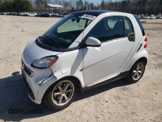 2014 Smart fortwo Pure with VIN WMEEJ3BA0EK780282, listed as a Copart auction lot 47691815 with 74,144 mi miles and Clean Title. Bid and sale history available at DreamBid. Image 1.