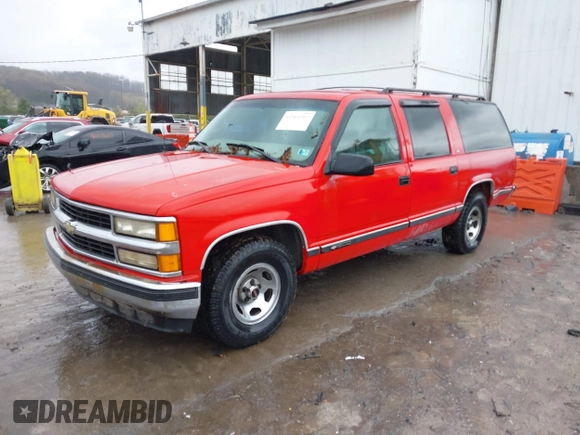 1999 Chevrolet Suburban with VIN 3GNEC16R7XG248641, listed as a IAAI auction lot 41964302 with 183,384 mi miles. Bid and sale history available at carsss.com. Image 2.