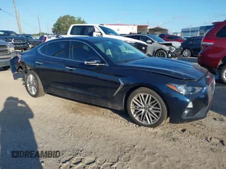2020 Genesis G70 2.0T z VIN KMTG64LA1LU062420, wystawiony jako IAAI lot #42260170 z przebiegiem 68 450 mil mil oraz . Historia ofert i sprzedaży dostępna na DreamBid. Obrazek 1.