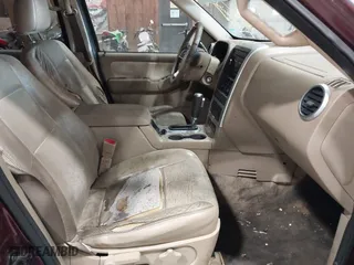 2008 Mercury Mountaineer with VIN 4M2EU47E78UJ15051, listed as a IAAI auction lot 42097054 with 158,546 mi miles. Bid and sale history available at carsss.com. Image 5.