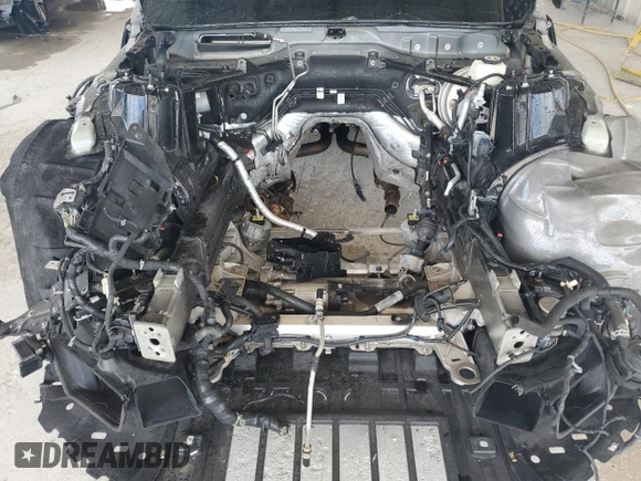 2019 Cadillac CTS-V z VIN 1G6A15S65K0126084, wystawiony jako Copart lot #70317924 z przebiegiem Nie podano mil oraz Nie do naprawy. Historia ofert i sprzedaży dostępna na DreamBid. Obrazek 11.