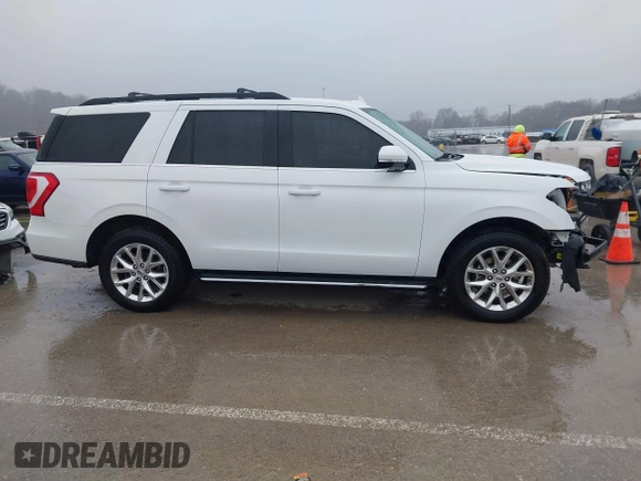 2020 Ford Expedition XLT with VIN 1FMJU1JTXLEA83642, listed as a IAAI auction lot 41490846 with 67,448 mi miles and . Bid and sale history available at DreamBid. Image 14.