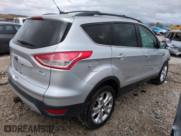 2016 Ford Escape SE z VIN 1FMCU0G91GUC59990, wystawiony jako Copart lot #56956395 z przebiegiem 112 706 mil mil oraz Szkoda całkowita • Salvage title. Historia ofert i sprzedaży dostępna na DreamBid. Obrazek 3.