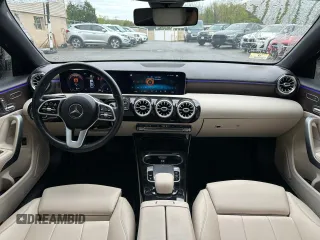 2020 Mercedes-Benz A 220 z VIN WDD3G4FB0LW039171, wystawiony jako Copart lot #56334215 z przebiegiem 20 561 mil mil oraz Czysty tytuł • Clean title. Historia ofert i sprzedaży dostępna na DreamBid. Obrazek 6.