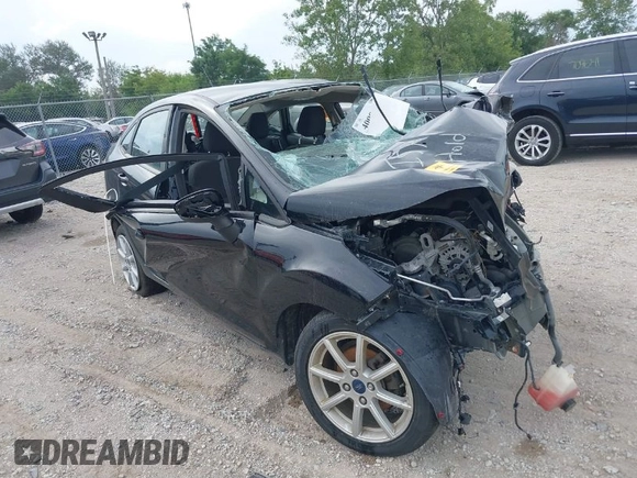 2018 Ford Fiesta SE z VIN 3FADP4BJ3JM135908, wystawiony jako IAAI lot #40003965 z przebiegiem Nie podano mil oraz . Historia ofert i sprzedaży dostępna na DreamBid. Obrazek 1.