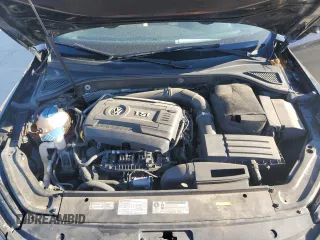 2017 Volkswagen Passat S z VIN 1VWAT7A35HC005604, wystawiony jako Copart lot #49499095 z przebiegiem 124 618 mil mil oraz Szkoda całkowita • Salvage title. Historia ofert i sprzedaży dostępna na DreamBid. Obrazek 12.