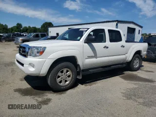 2005 Toyota Tacoma PreRunner z VIN 5TEKU72NX5Z033223, wystawiony jako Copart lot #55495645 z przebiegiem 163 877 mil mil oraz Szkoda całkowita • Salvage title. Historia ofert i sprzedaży dostępna na DreamBid. Obrazek 1.