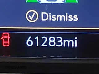 2020 GMC Sierra 1500 Denali z VIN 1GTU9FEL9LZ116486, wystawiony jako IAAI lot #41392384 z przebiegiem 61 283 mil mil oraz . Historia ofert i sprzedaży dostępna na DreamBid. Obrazek 15.