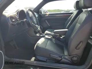 2013 Volkswagen Beetle 2.5L w/Sun/Sound/Nav с VIN 3VWJP7AT9DM676108, выставлен на аукционе Copart как лот 57050355 с пробегом 107 518 миль миль и Чистый • Clean title. История ставок и продаж доступна на DreamBid. Изображение 7.