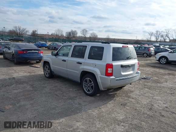 2009 Jeep Patriot Sport with VIN 1J4FT28B69D126513, listed as a IAAI auction lot 41622860 with 181,636 mi miles. Bid and sale history available at carsss.com. Image 3.