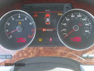 2009 Audi A8 z VIN WAULV94E09N003356, wystawiony jako IAAI lot #41387468 z przebiegiem 101 926 mil mil oraz . Historia ofert i sprzedaży dostępna na DreamBid. Obrazek 7.