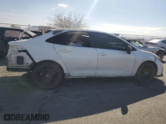 2021 Toyota Corolla SE with VIN 5YFM4MCE6MP072482, listed as a Copart auction lot 43141855 with 67,082 mi miles and Salvage Title. Bid and sale history available at carsss.com. Image 3.