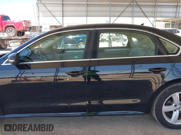 2013 Volkswagen Passat SE с VIN 1VWBP7A34DC108628, выставлен на аукционе IAAI как лот 42086759 с пробегом 148 321 миль миль и . История ставок и продаж доступна на DreamBid. Изображение 15.
