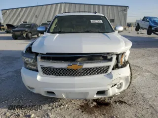 2013 Chevrolet Tahoe LTZ with VIN 1GNSCCE08DR102648, listed as a Copart auction lot 49677345 with 226,528 mi miles and Salvage title. Bid and sale history available at DreamBid. Image 5.