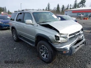 1999 Toyota 4Runner SR5 z VIN JT3HN86R0X0196528, wystawiony jako IAAI lot #41666499 z przebiegiem 294 216 mil mil oraz . Historia ofert i sprzedaży dostępna na DreamBid. Obrazek 13.