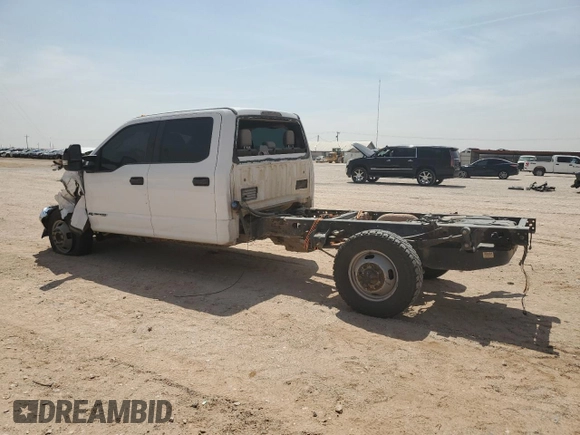 2019 Ford F-350 XL with VIN 1FD8W3HT0KED39375, listed as a Copart auction lot 54328835 with Not provided miles and Salvage title. Bid and sale history available at DreamBid. Image 2.