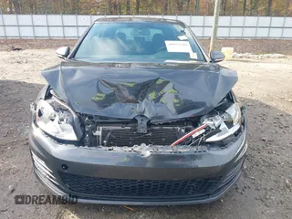 2015 Volkswagen Golf GTI S with VIN 3VW4T7AU9FM041619, listed as a IAAI auction lot 40953140 with 170,200 mi miles. Bid and sale history available at carsss.com. Image 6.