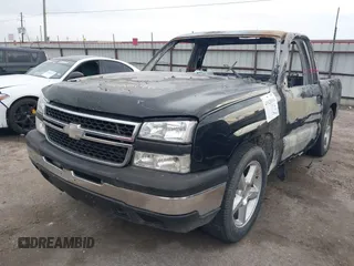 2005 Chevrolet Silverado 1500 Work Truck with VIN 1GCEC14X25Z324919, listed as a IAAI auction lot 41020016 with 1 mi miles. Bid and sale history available at carsss.com. Image 2.