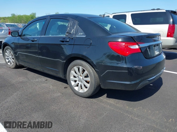 2014 Chrysler 200 Touring with VIN 1C3CCBBB6EN140731, listed as a IAAI auction lot 41987771 with 218,148 mi miles. Bid and sale history available at carsss.com. Image 3.