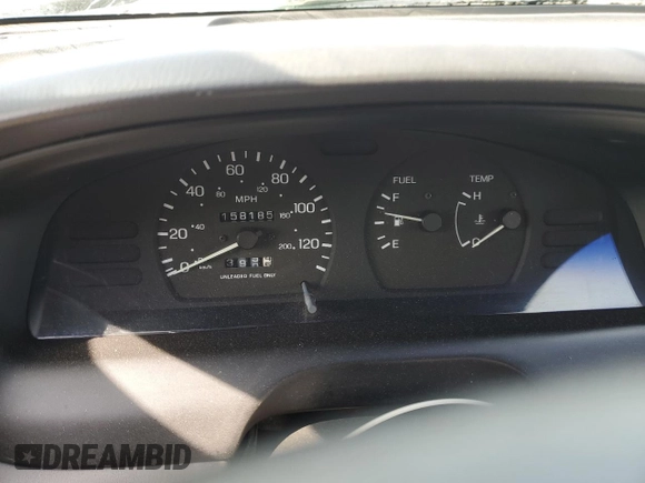 1996 Nissan Sentra XE z VIN 3N1AB41D5TL010573, wystawiony jako Copart lot #47284155 z przebiegiem 158 185 mil mil oraz Szkoda całkowita • Salvage title. Historia ofert i sprzedaży dostępna na DreamBid. Obrazek 9.