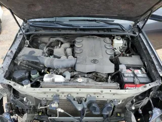 2019 Toyota 4Runner SR5 с VIN JTEBU5JR3K5646772, выставлен на аукционе Copart как лот 56034535 с пробегом 167 524 миль миль и Списание • Salvage title. История ставок и продаж доступна на DreamBid. Изображение 12.