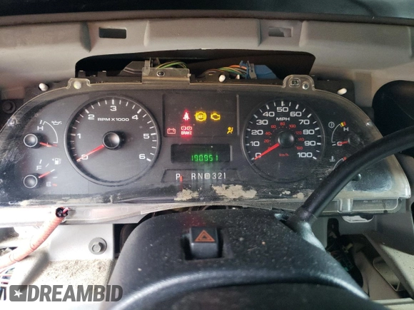 2005 Ford F-250 with VIN 1FTSW20Y35EB21950, listed as a Copart auction lot 45047195 with 190,951 mi miles and Salvage title. Bid and sale history available at DreamBid. Image 9.