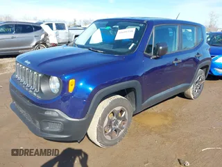 2016 Jeep Renegade Sport with VIN ZACCJBAW1GPC59187, listed as a IAAI auction lot 41699358 with 121,151 mi miles. Bid and sale history available at carsss.com. Image 2.