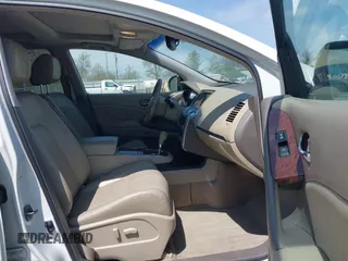 2010 Nissan Murano SL with VIN JN8AZ1MW1AW137112, listed as a IAAI auction lot 42082792 with 140,674 mi miles and . Bid and sale history available at carsss.com. Image 5.