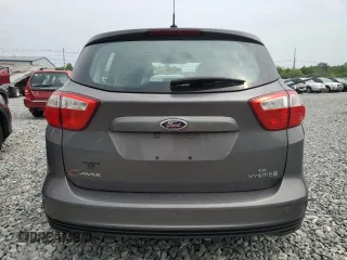 2013 Ford C-Max SE z VIN 1FADP5AU4DL519381, wystawiony jako Copart lot #60261935 z przebiegiem 161 581 mil mil oraz Czysty tytuł • Clean title. Historia ofert i sprzedaży dostępna na DreamBid. Obrazek 6.