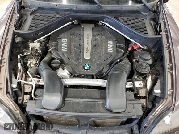 2013 BMW X5 xDrive50i with VIN 5UXZV8C5XD0C15651, listed as a Copart auction lot 46311365 with 106,254 mi miles and Clean title. Bid and sale history available at DreamBid. Image 12.